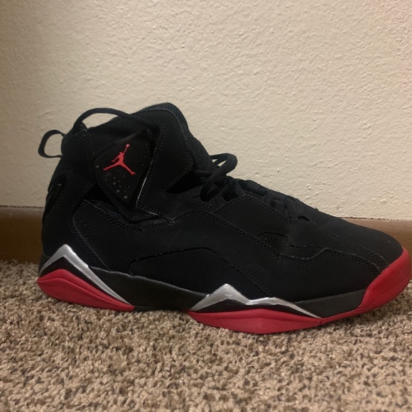 Jordan true flight black and red